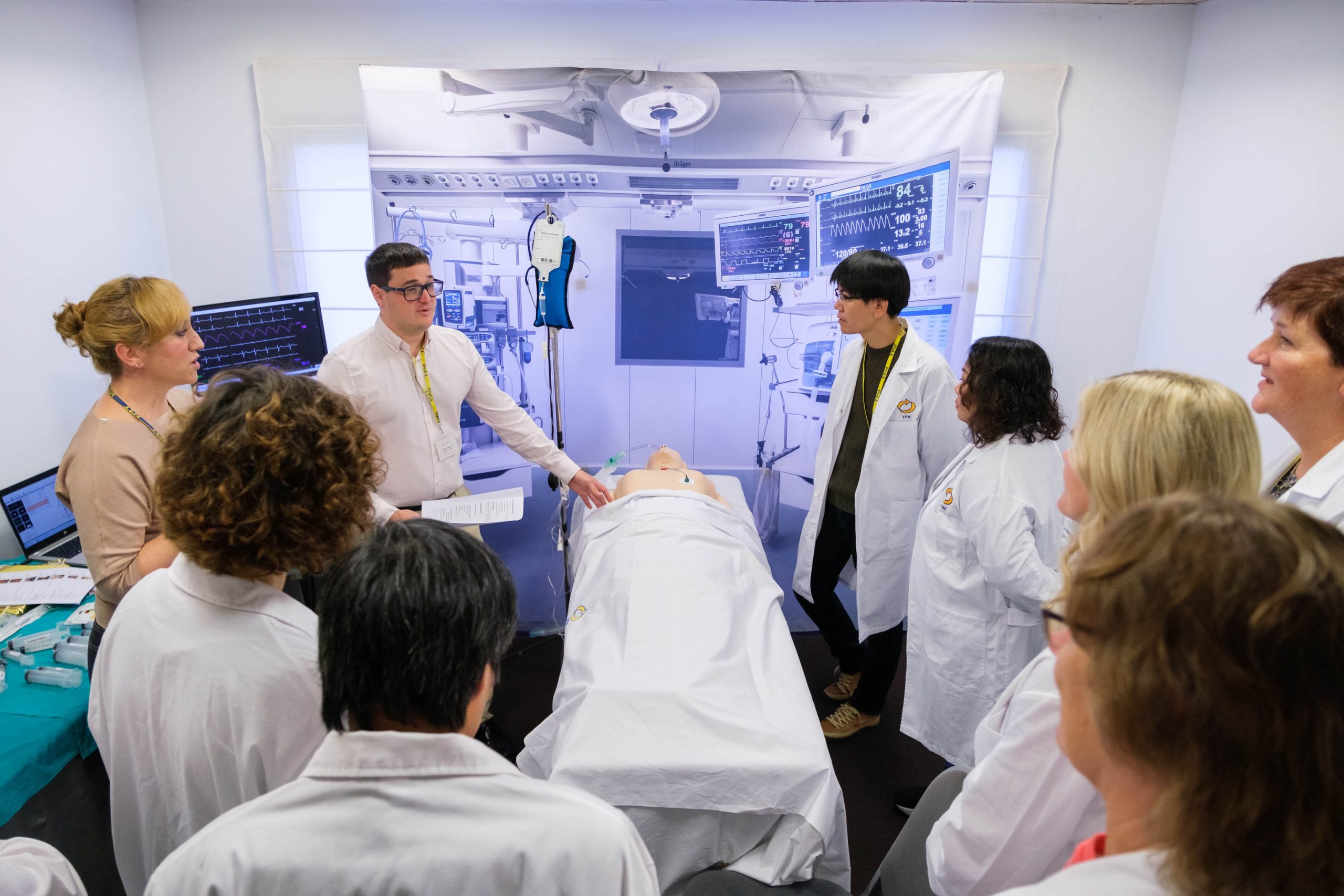 EXPERTS INTERNACIONALS